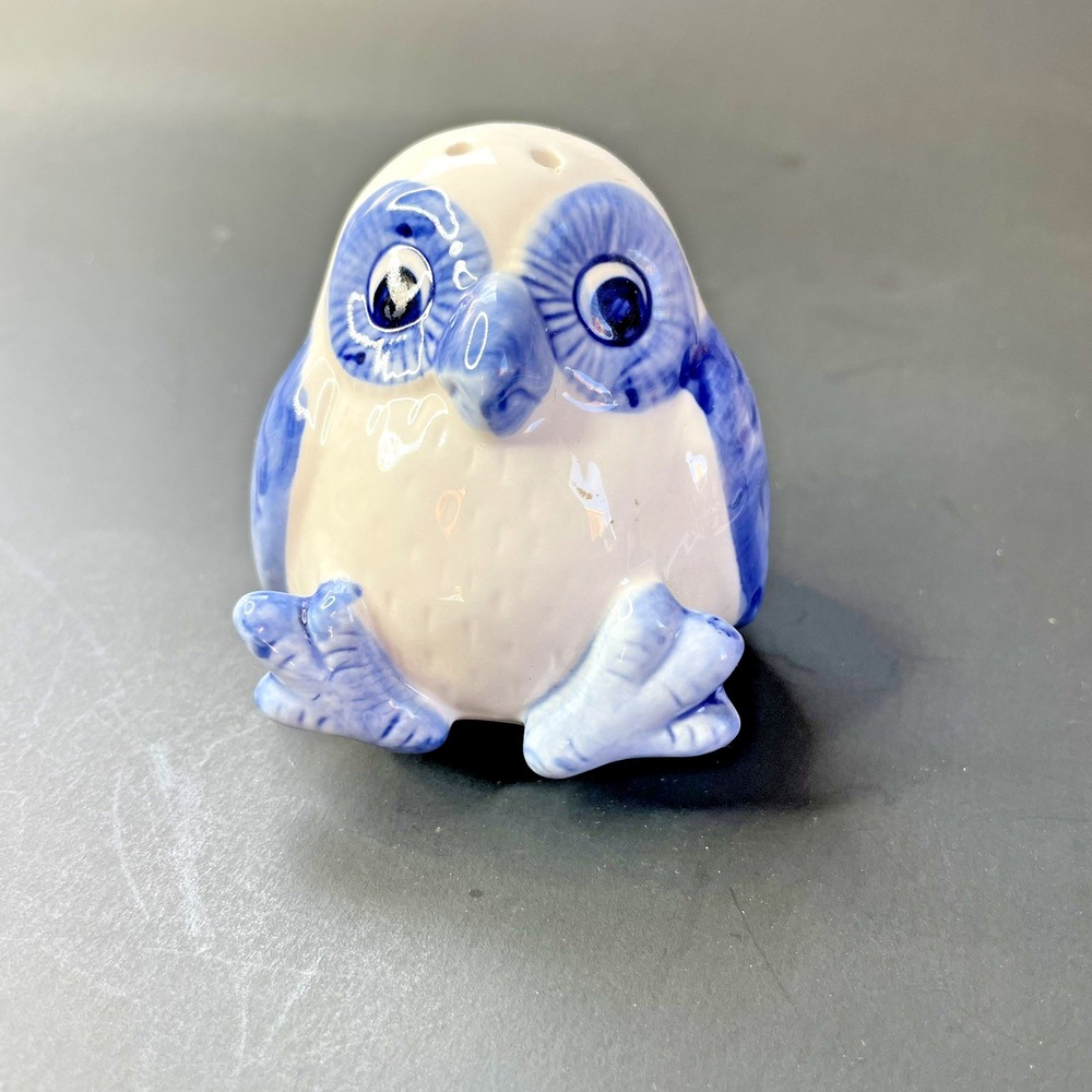 Vtg Owl Replacement‎ Salt or Pepper Shaker Blue Delft Style Ceramic Sitting